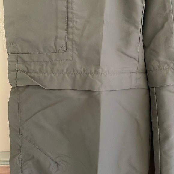 REI | Sahara Convertible Pants. Olive color. Cargo. Pockets. Size 12. - Picture 6 of 10